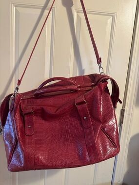 Stylish Croc-Embossed Women's Shoulder Bag in Deep Red made by Bath & Body Works